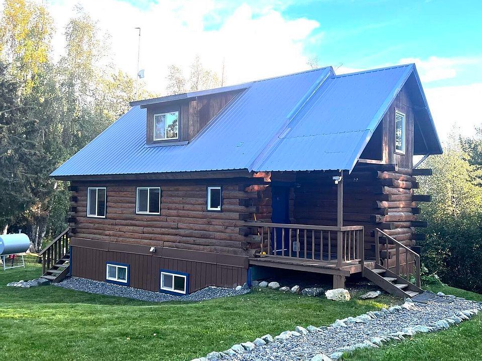 1st image of 43575 Eagle Lake Dr