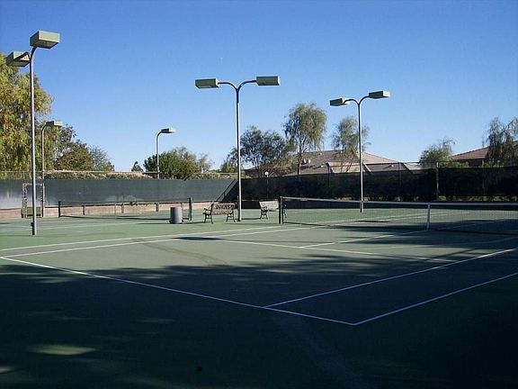 VDVTennis courts