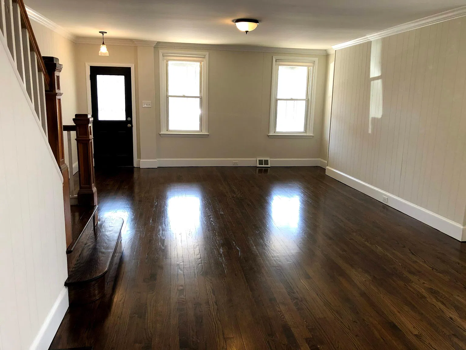 361 Jefferson Ave — Photo 2