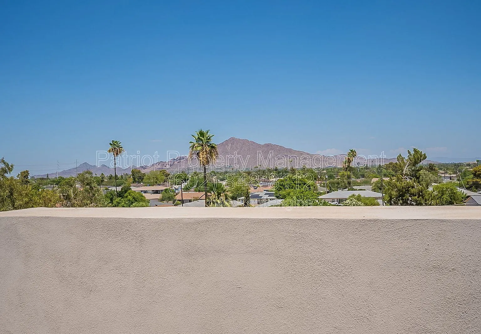 3 bed, 3.0 bath, 2273 sqft, $3,400 — Photo 4