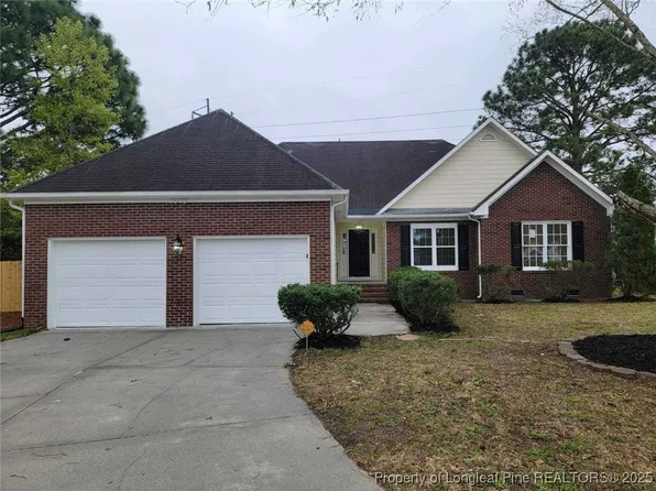 3909 Fairbanks Ct, Hope Mills, NC 28348