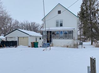 302 Main St, Freeborn, MN 56032