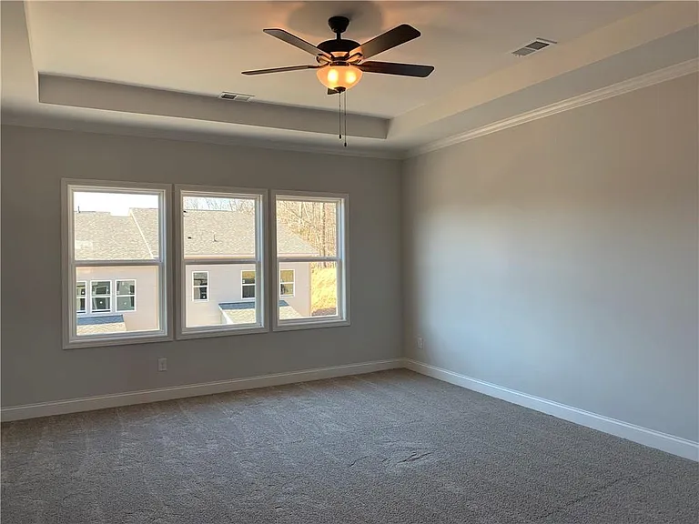 6025 Stella Dr — Photo 14