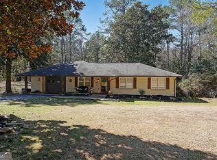 3948 Lake Carlton Rd S, Loganville, GA 30052