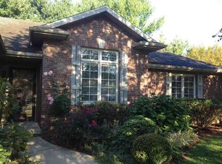848 W Rosewood Dr, Bloomington, IN