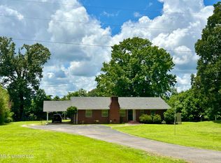 2552 Rader Creek Rd, Sarah, MS 38665