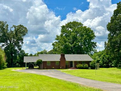 2552 Rader Creek Rd, Sarah, MS, 38665