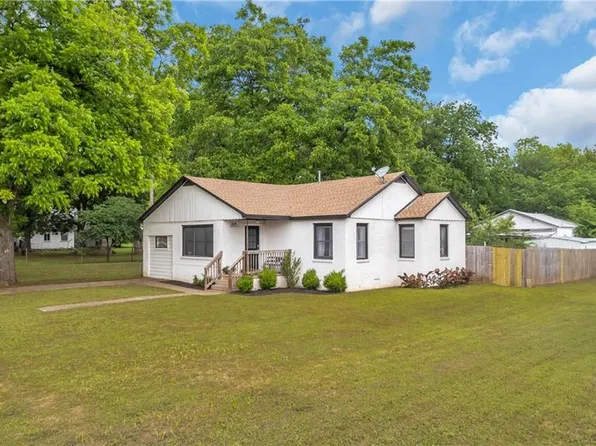 606 E Seminole St, Wynnewood, OK 73098