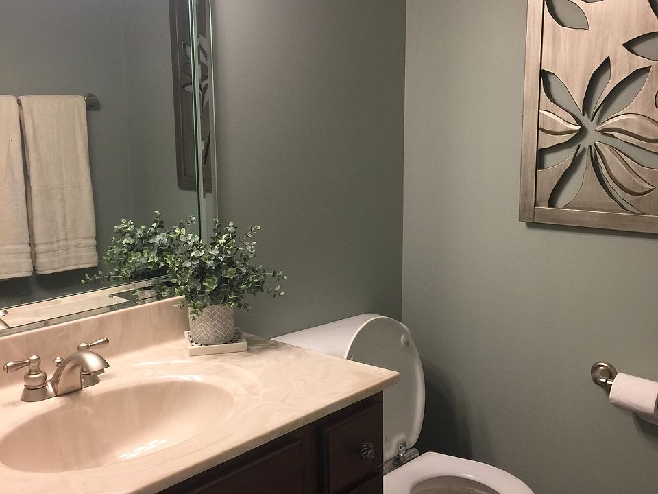 1st image of 2715 Avenue Of The Park