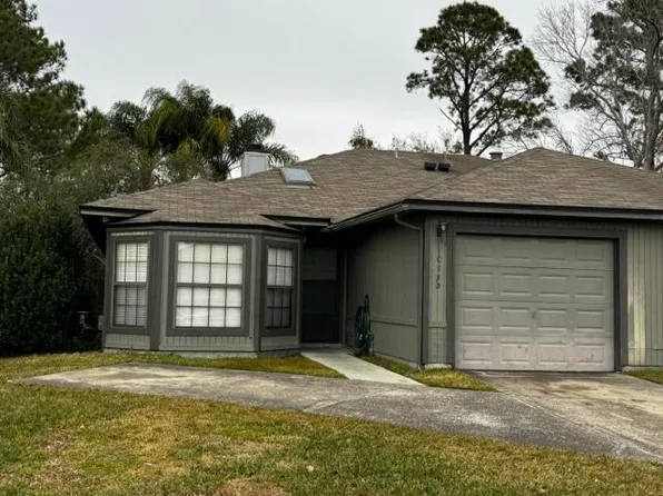 10755 Ironstone Dr N, Jacksonville, FL 32246