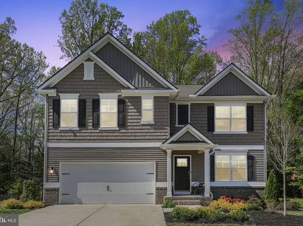 17447 Jackson Dr, Bowling Green, VA 22427