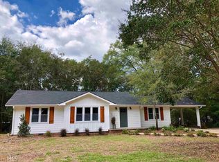 24 Douglas Dr, Newnan, GA
