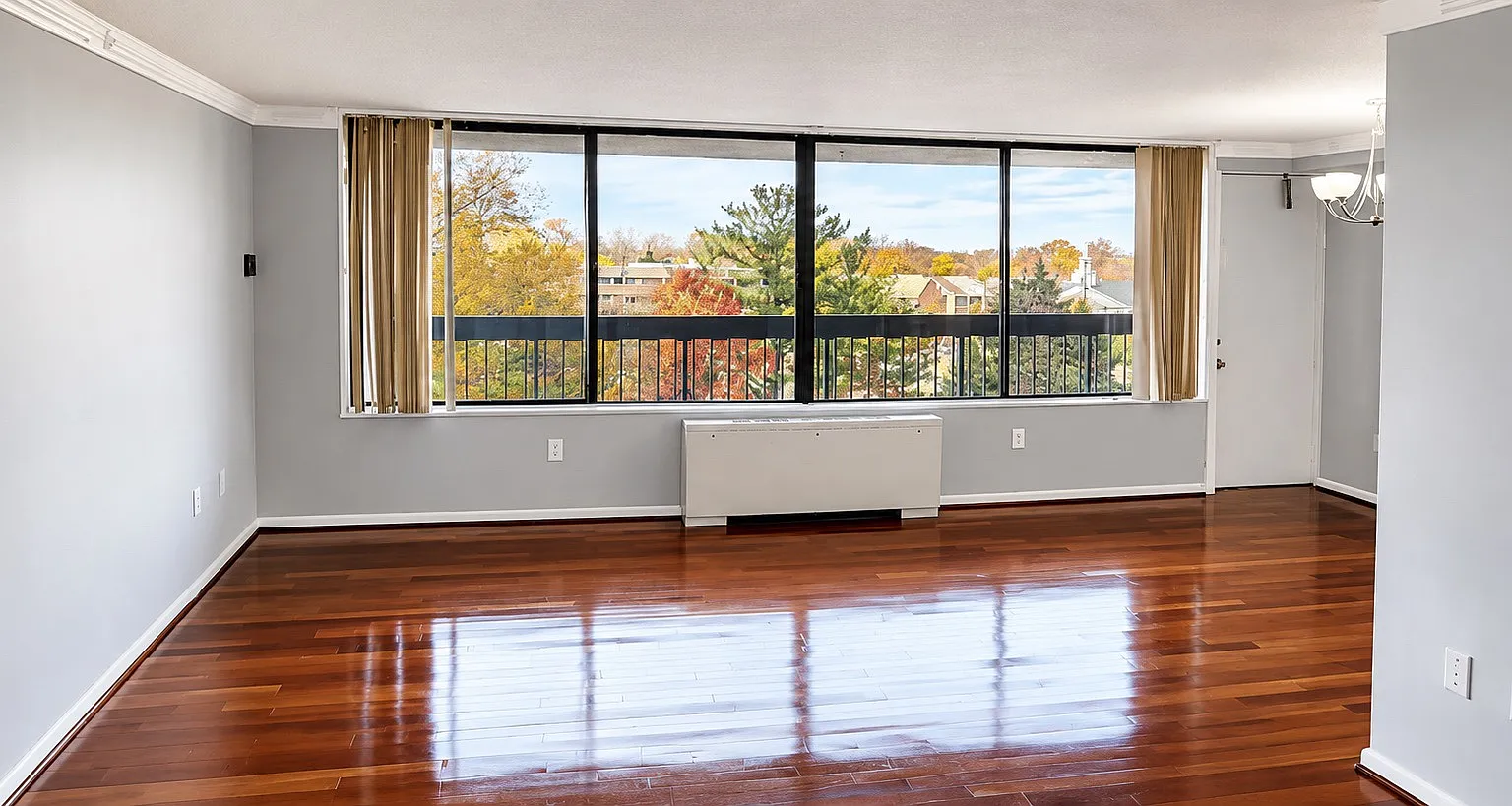 2 bed, $2,700 — Photo 1