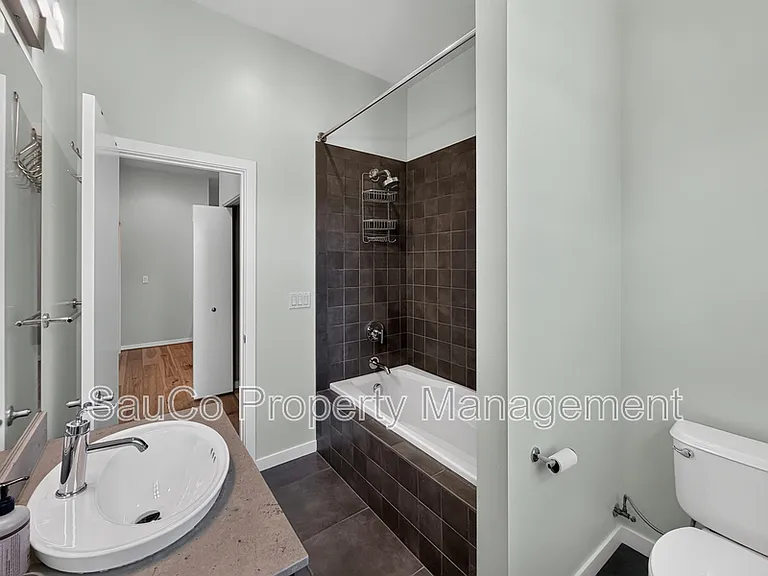 1420 NW 20th Ave — Photo 30