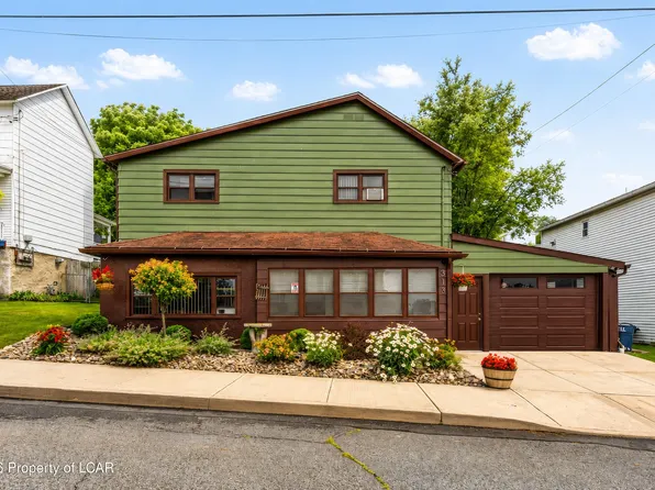 313 McLean St, Dupont, PA 18641