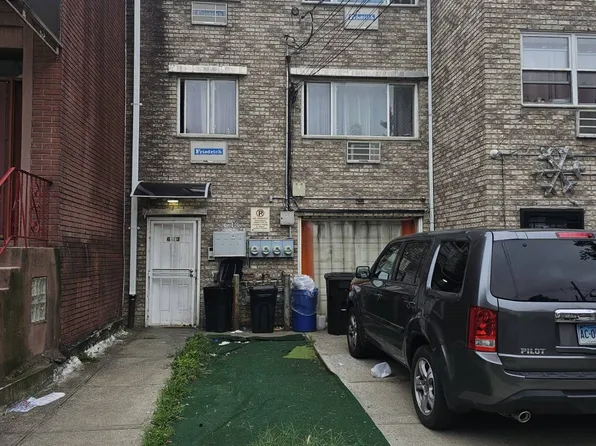 643 Thieriot Ave, Bronx, NY 10473