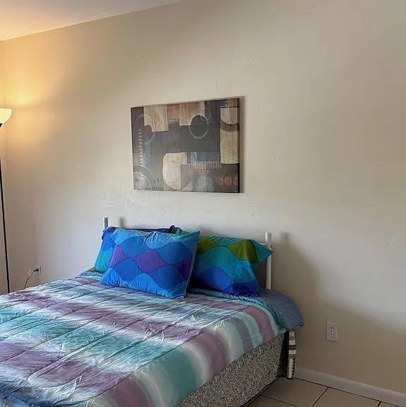 1005 SW 48th Ter #8 — Photo 16