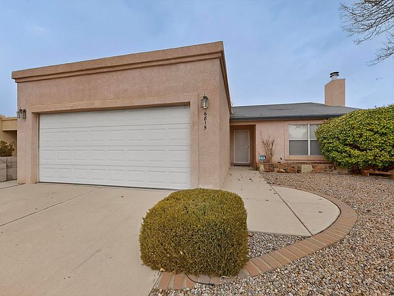 3rd image of 6815 Porlamar Rd NW