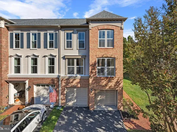 21424 Falling Rock Ter, Ashburn, VA 20148