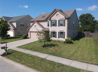 8852 N Fawn Meadow Dr, McCordsville, IN 46055