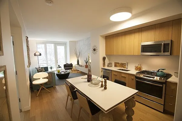 Rented by The Durst Organization | media 11