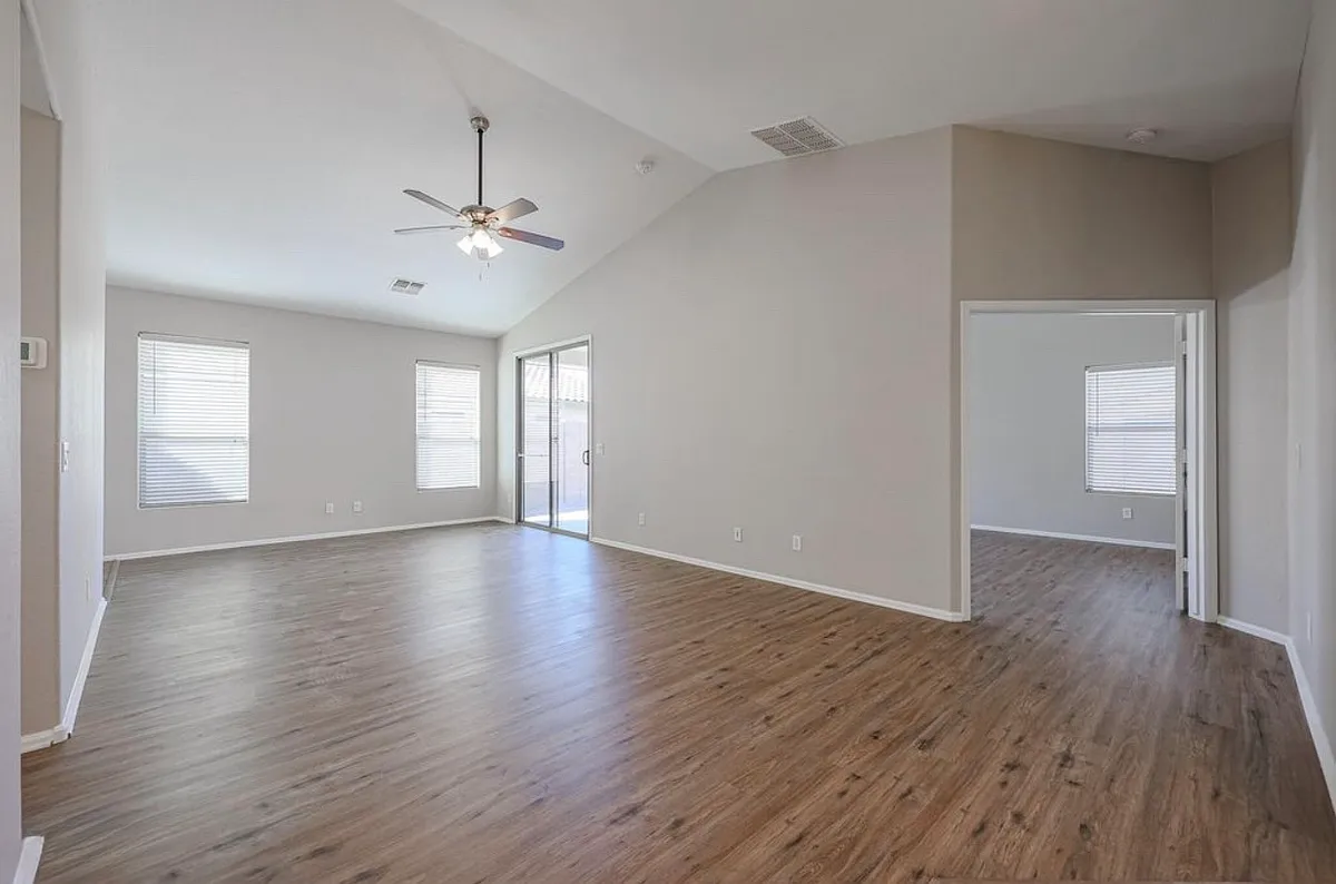 Building Photo - 42062 W Colby Dr