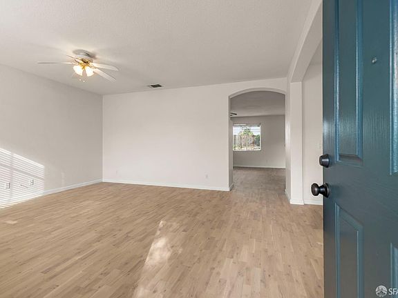 4th image of 3801 Pintail Dr