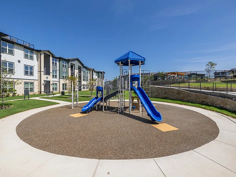 The Terrace at Highland Hills — Photo 37