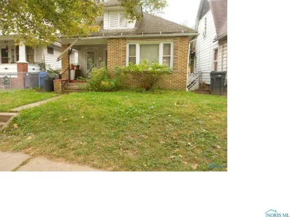 808 Earl St, Toledo, OH 43605