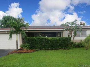 2241 Gulfstream Dr, Miramar, FL 33023