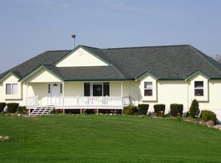 5807 Welch Rd, Emmett, MI 48022