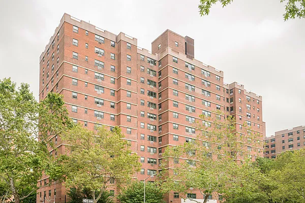 Sold by Compass | media 17