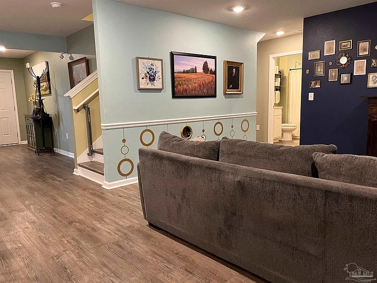 5375 Peach Dr — Photo 12