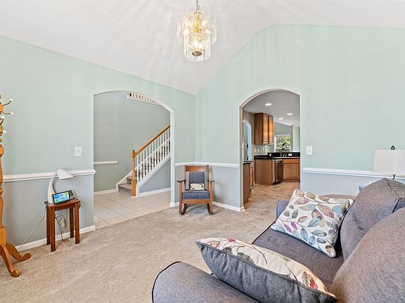 5th image of 2418 Windmill Way