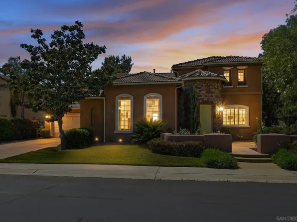 2449 Pine Valley Gln, Escondido, CA 92026