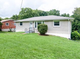 1811 Willow Springs Dr, Nashville, TN 37216