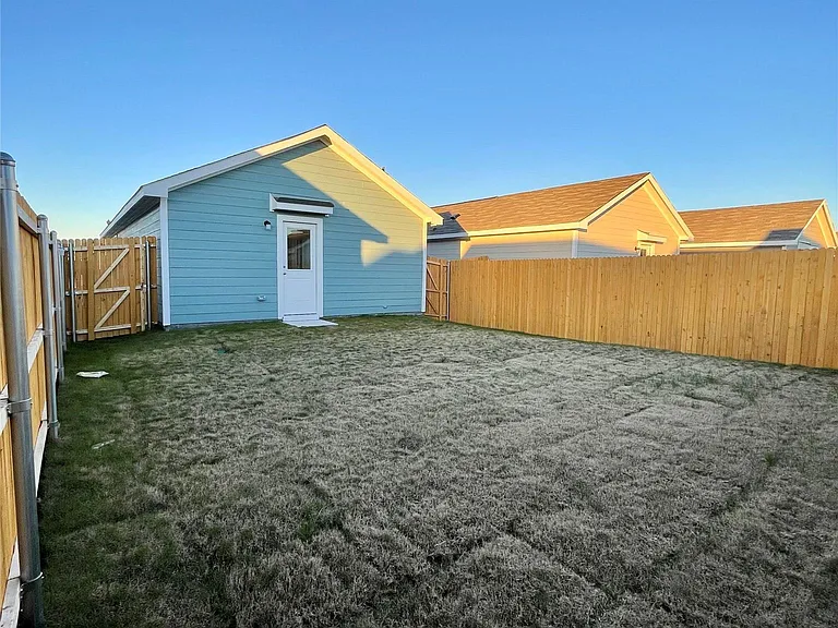 227 Herman Ln — Photo 16