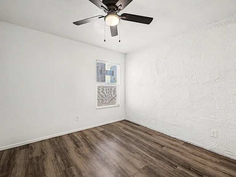 3311 N 18th St #16 — Photo 13
