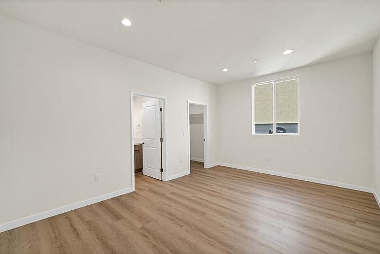1st image of 8827 Van Nuys Blvd #101