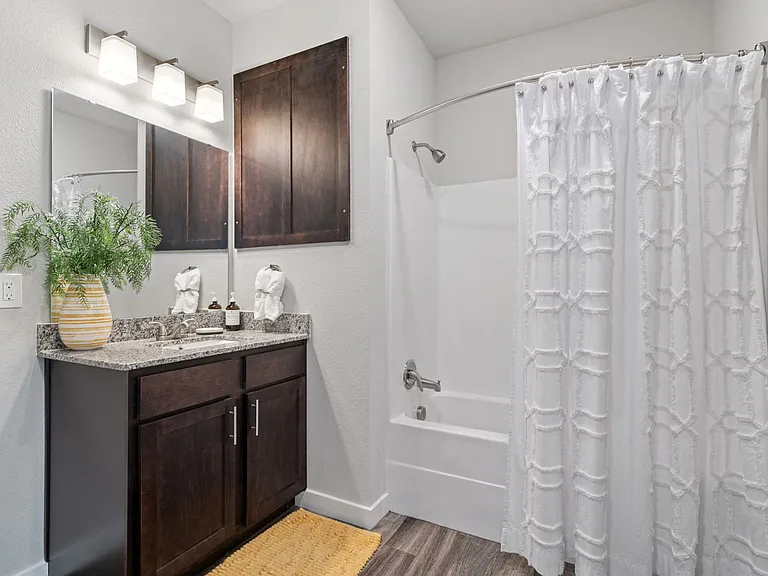 Breeze - 1 Bed / 1 Bath - 682 Sq.Ft.