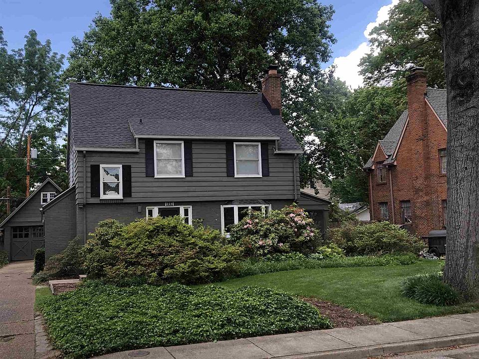 1st image of 826 Bayard Park Dr