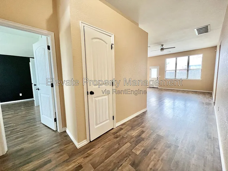 16405 Otter Dr — Photo 5
