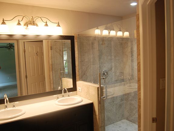 Gorgeous M bath