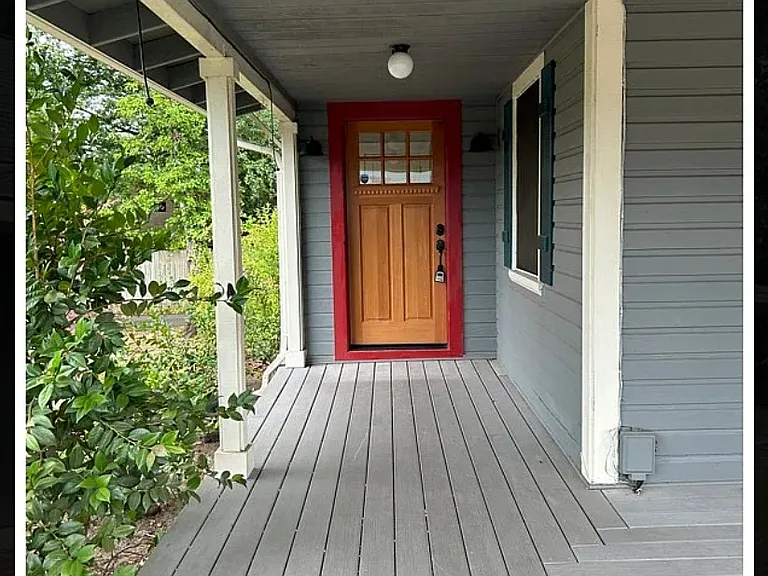 2015 19th St — Photo 2