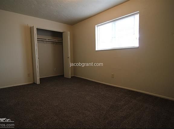 5th image of 1335 Elizabeth Cir