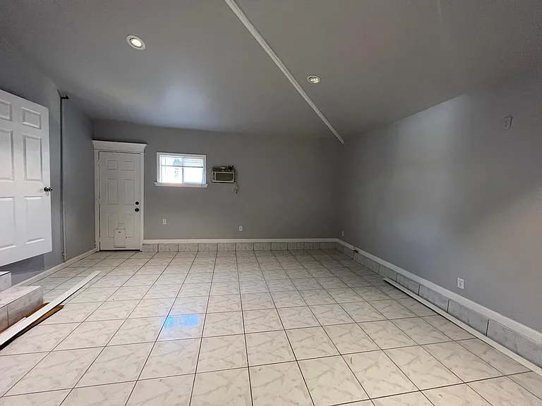11761 Dino Pl — Photo 6