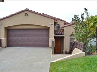 8278 Skyline Cir, Oakland, CA 94605