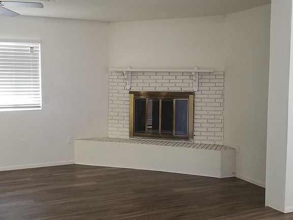 4th image of 1709 W Belfast St