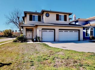 7894 Ocean Ct, Fontana, CA 92336