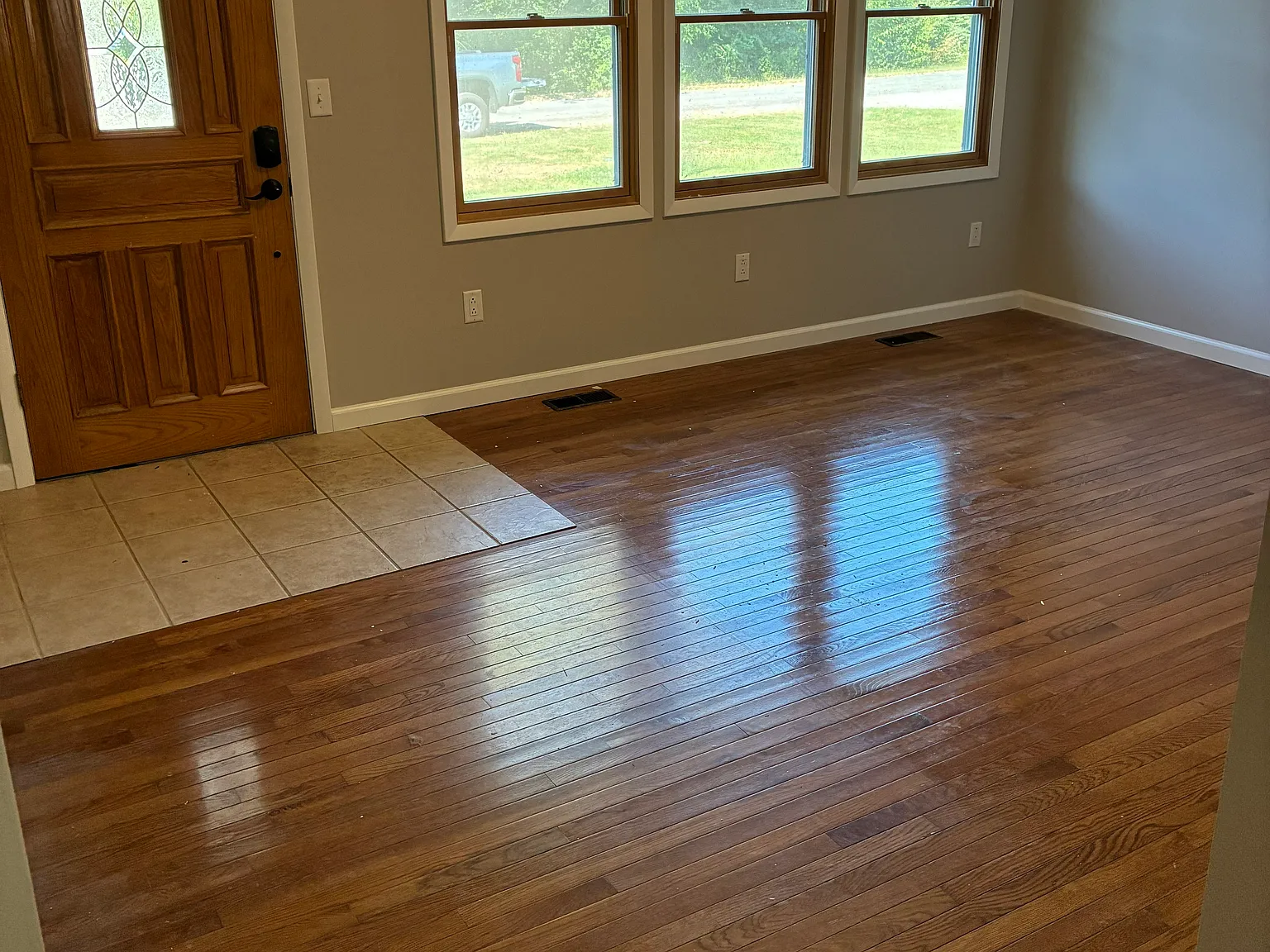 3 bed, 1656 sqft, $2,264 — Photo 3